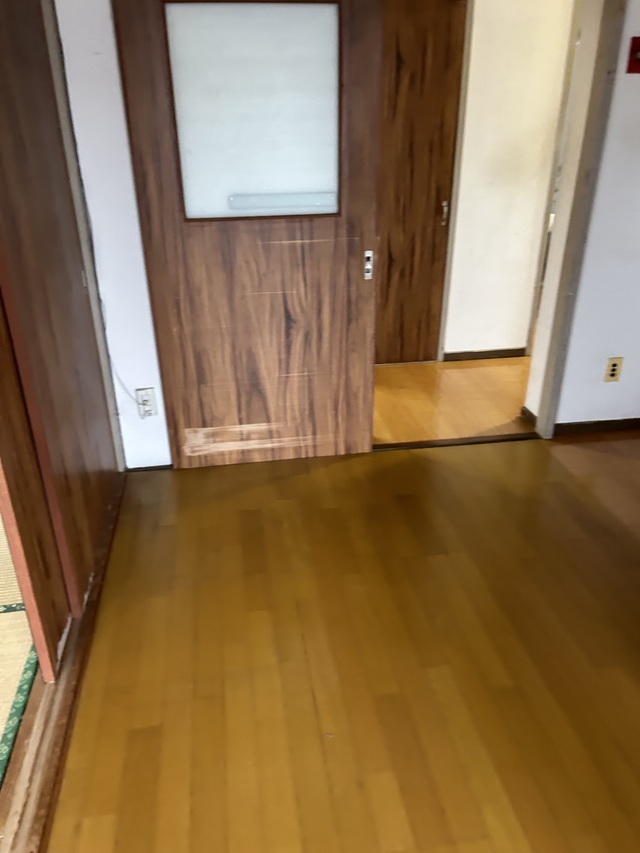 alt="残置物撤去後｜きれいに片付け後”