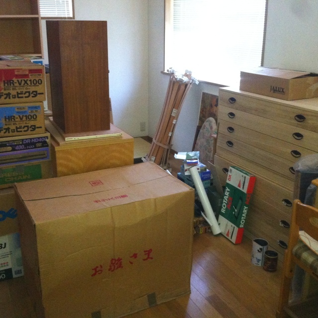 片付け状況【家具類・家電】すべて搬出し片付けます