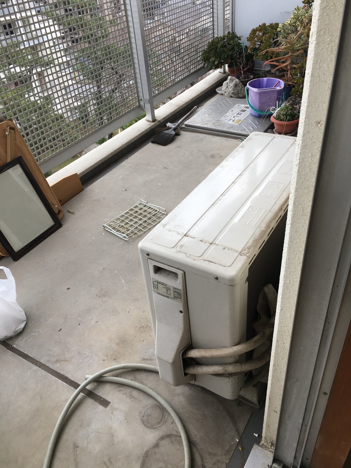 エアコンの効きが悪い｜室外機のケア