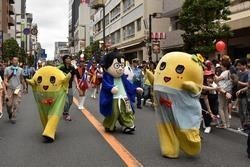 地元業者の弊社付近にはランドマークとなる有名なふなっしーがいる