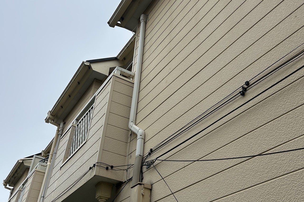 習志野市谷津｜エアコン交換・化粧カバー