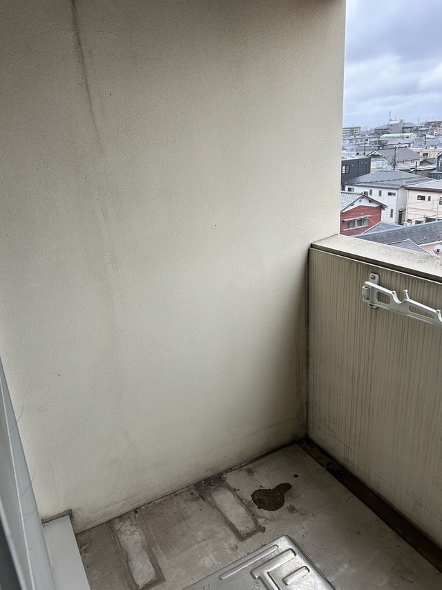 船橋市夏見｜ベランダ置き室外機撤去後