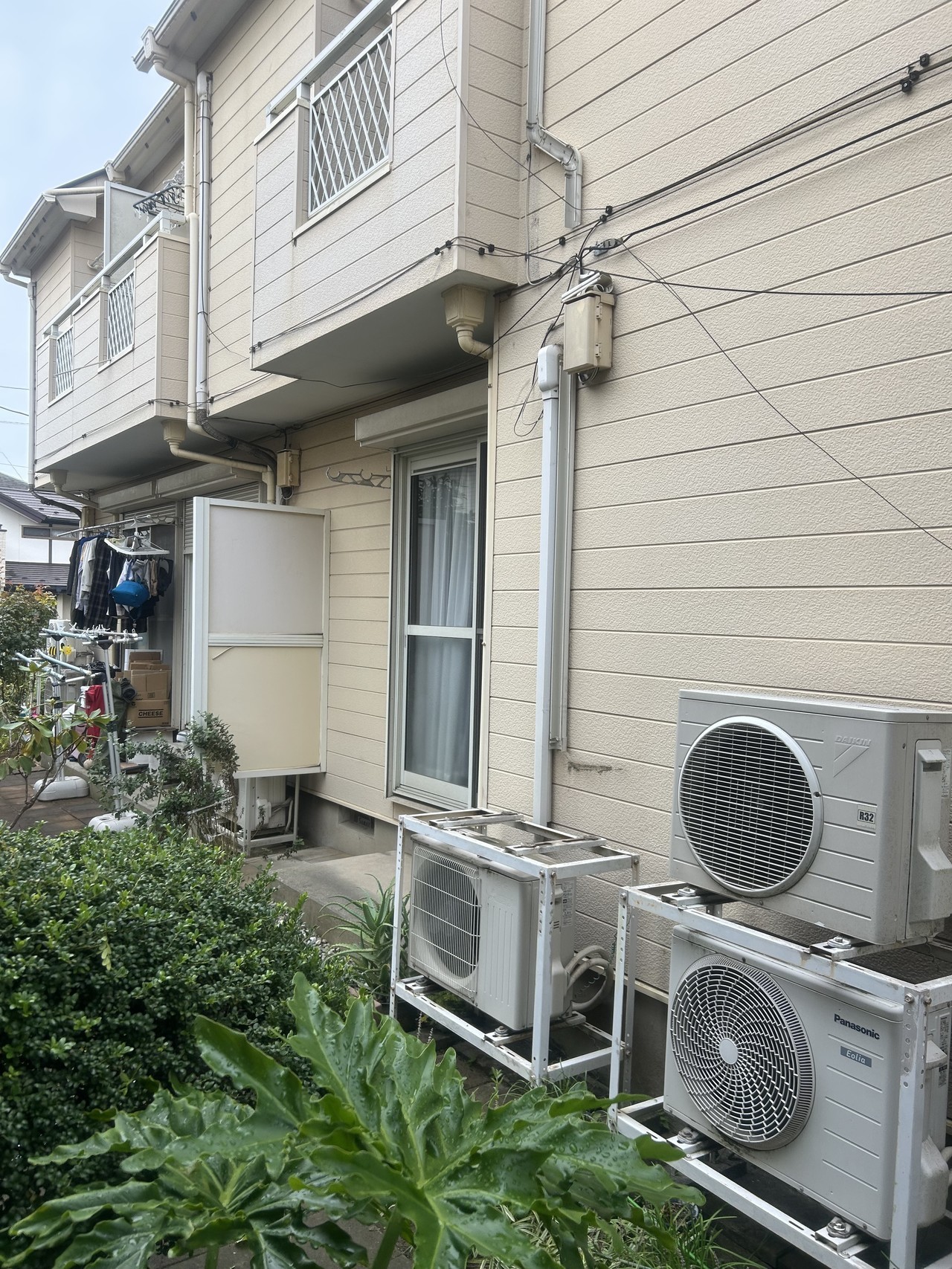 習志野市谷津エアコン交換工事｜室外機２段置き