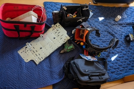 標準設置費用よりエアコン特殊設置だと工賃が高くなります