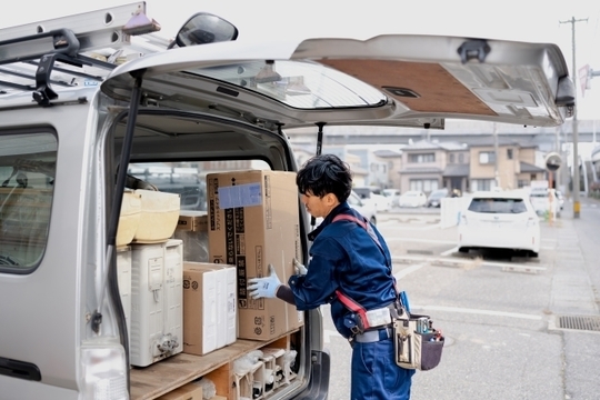 〈東京・千葉〉エアコン設置は、ご予定に合わせエアコン工事お任せください！