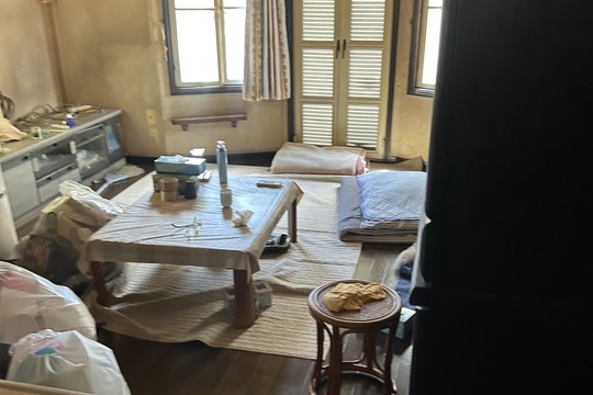 空き家の一軒家残置物処分、片付け前画像