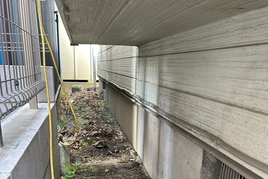 エアコン室外機設置場所｜難作業