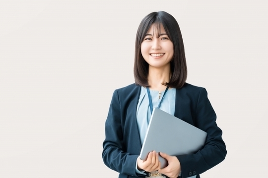 【東京・千葉】残置物のエアコン処分は？