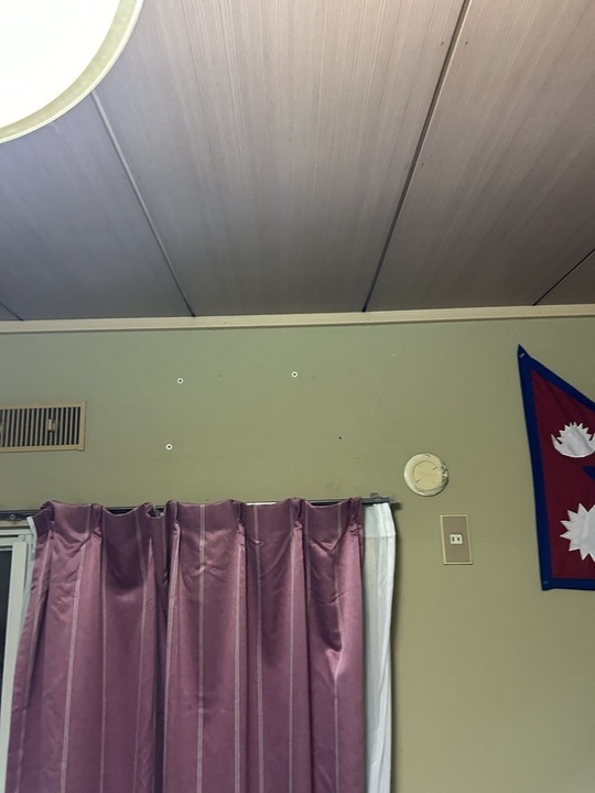 船橋市アパートでエアコン取り付け工事